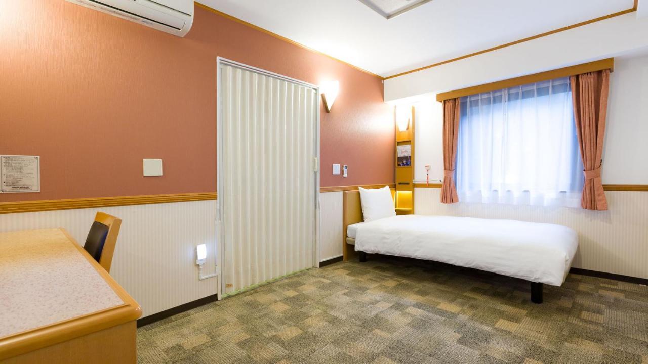 Toyoko Inn Musashi-Nakahara Ekimae Kawasaki  Exterior foto